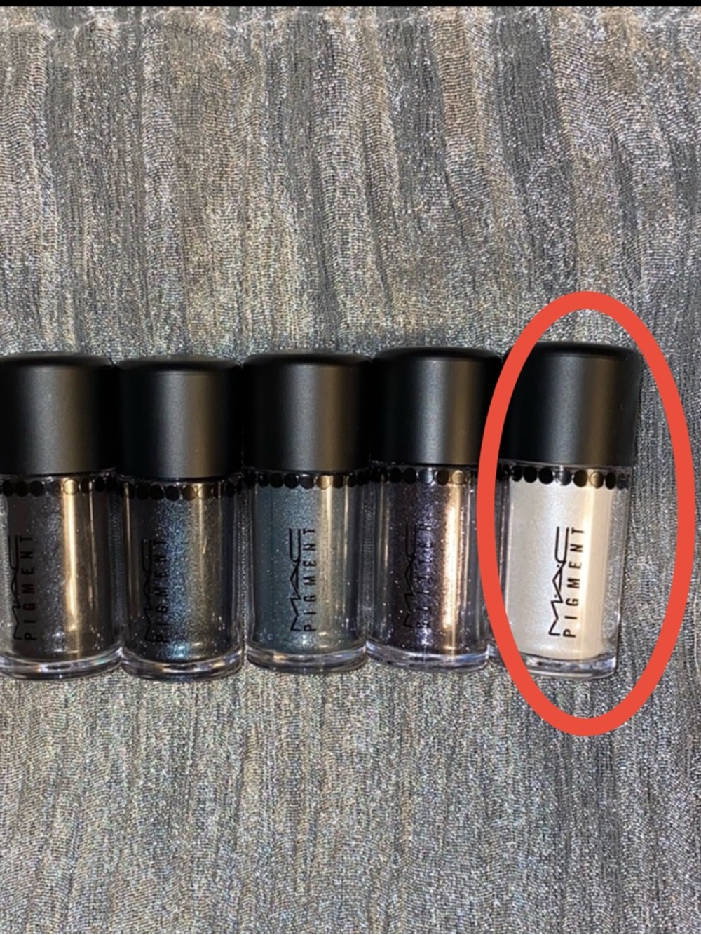 Brand New MAC Objects of Affection Glitter Pigment - White